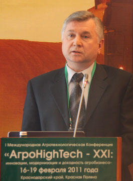 Sergey Molchan